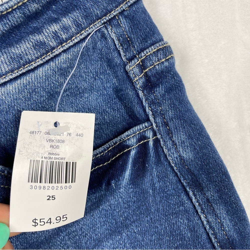 KanCan Signature Mom Fit Shorts NWT Buckle | Size 25 - Picture 8 of 9